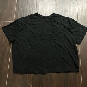 Universal Thread Black Short Sleeve Pocket Tee